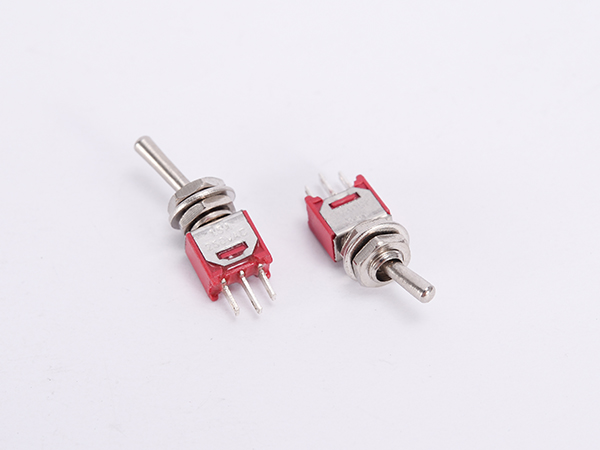 TS4-102A1